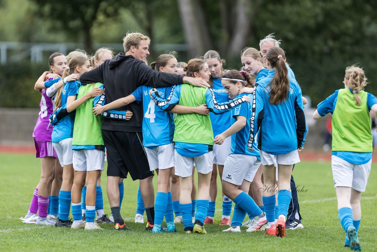 Bild 439 - wBJ VfL Pinneberg - Germania Schnelsen : Ergebnis: 15:1